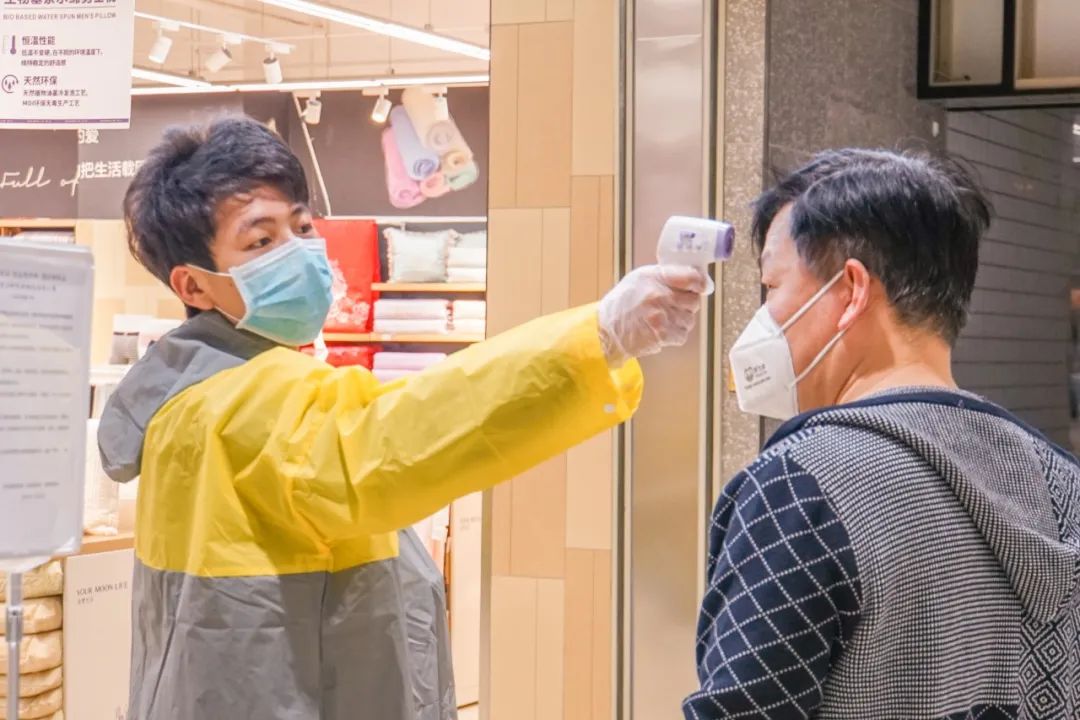 今天，东莞终于又堵车了！