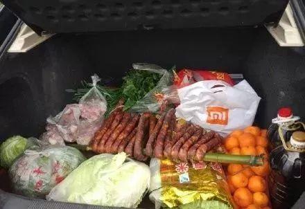 返程行李箱霸屏，可尴尬一幕出现了……一大波媳妇集体吐槽