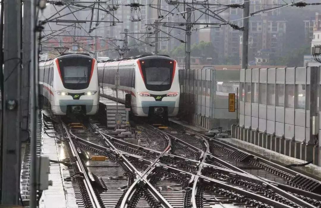 终于来了！东莞地铁2号线对接深圳，新增8个站点，地铁票价曝光……
