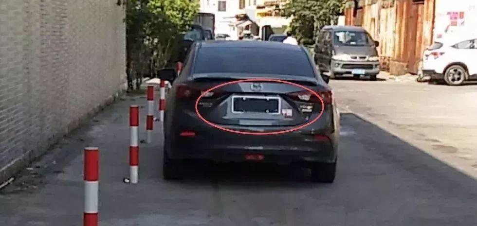 东莞有谁认识这部粤S跑车！告诉他，他要火了！