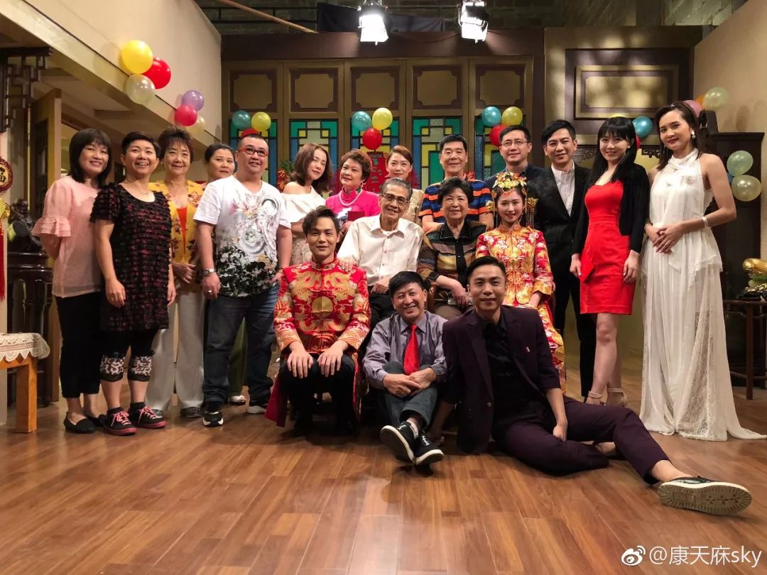 广东人从小看到大的肥仔，“康天庥”真的结婚了！老婆是……