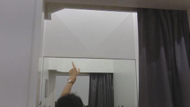 震惊！广东优衣库女性试衣间，惊现针孔摄像头！
