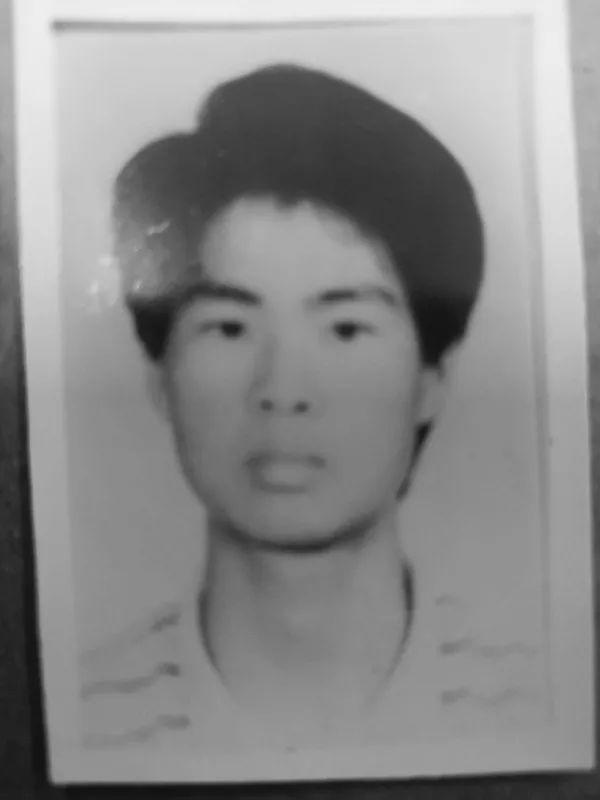 哀悼！东莞一民警在追逃途中因公牺牲！