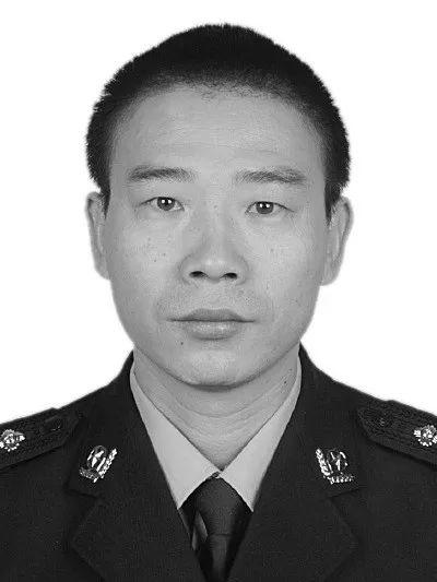 哀悼！东莞一民警在追逃途中因公牺牲！