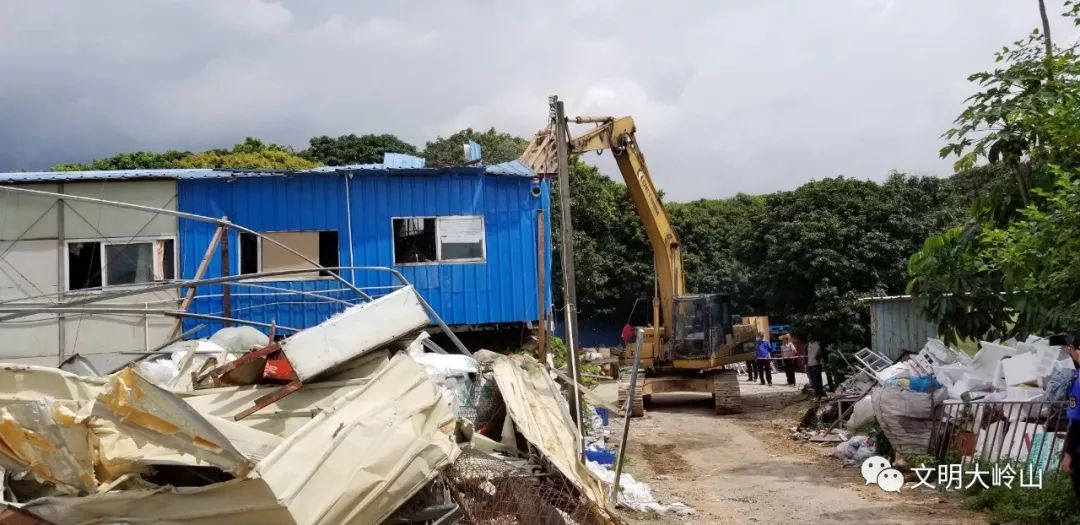 东莞1栋2万㎡建筑被拆除！现场视频曝光！