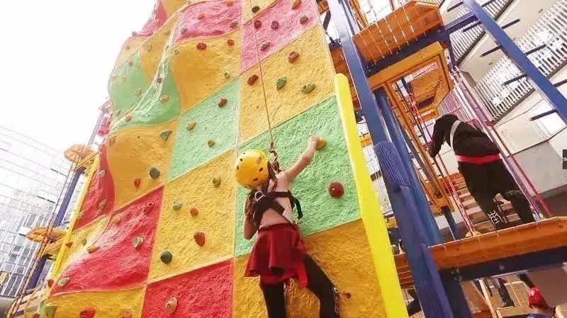 儿童冒险乐园！抢39.9元闯关大冒险1次+蜘蛛塔，积木区域畅玩1小时，锻炼勇气和胆量~玩起来吧