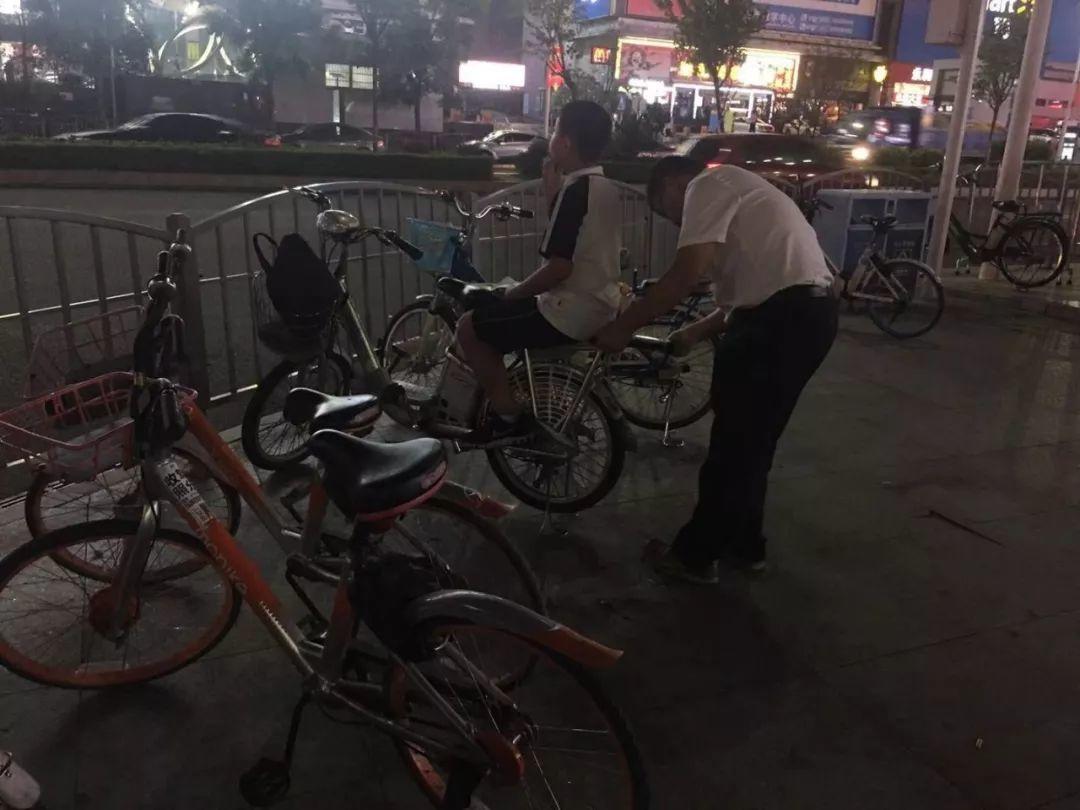 "我，东莞90后，月薪5k，副业2万"