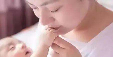 东莞家长注意了！2个月大的婴儿因家人这个动作，感染了致命病毒！​