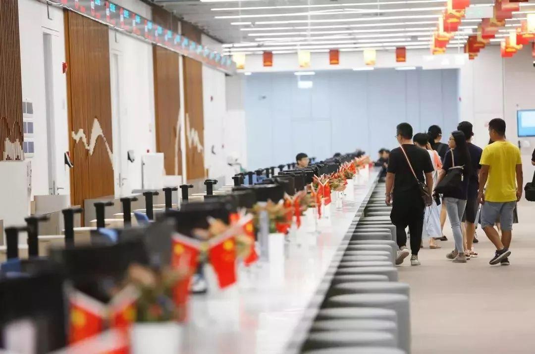 今天！东莞市民服务中心试运行！这些业务一站搞定！