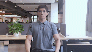 7岁小伙玩手机，突然全身麻木！险些瘫痪！@东莞人！这坏习惯赶紧改！"