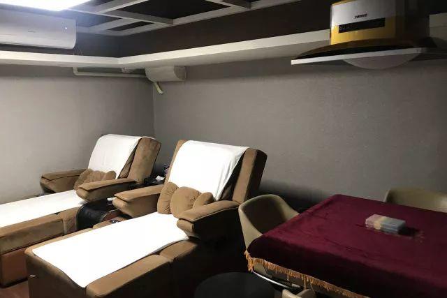 吃喝玩乐12个钟才99元！12小时净桑+2个自助餐+恒温游泳池+干蒸+汗蒸+榻榻米休息区+电影院！