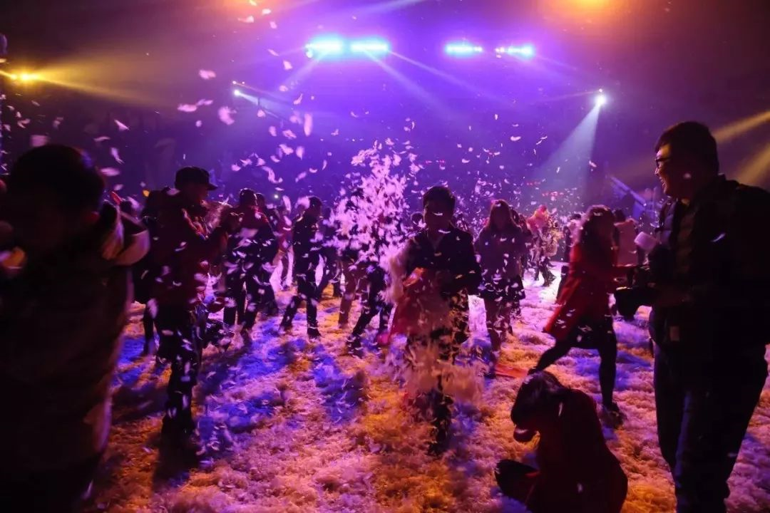 020空气湃跨年狂欢夜