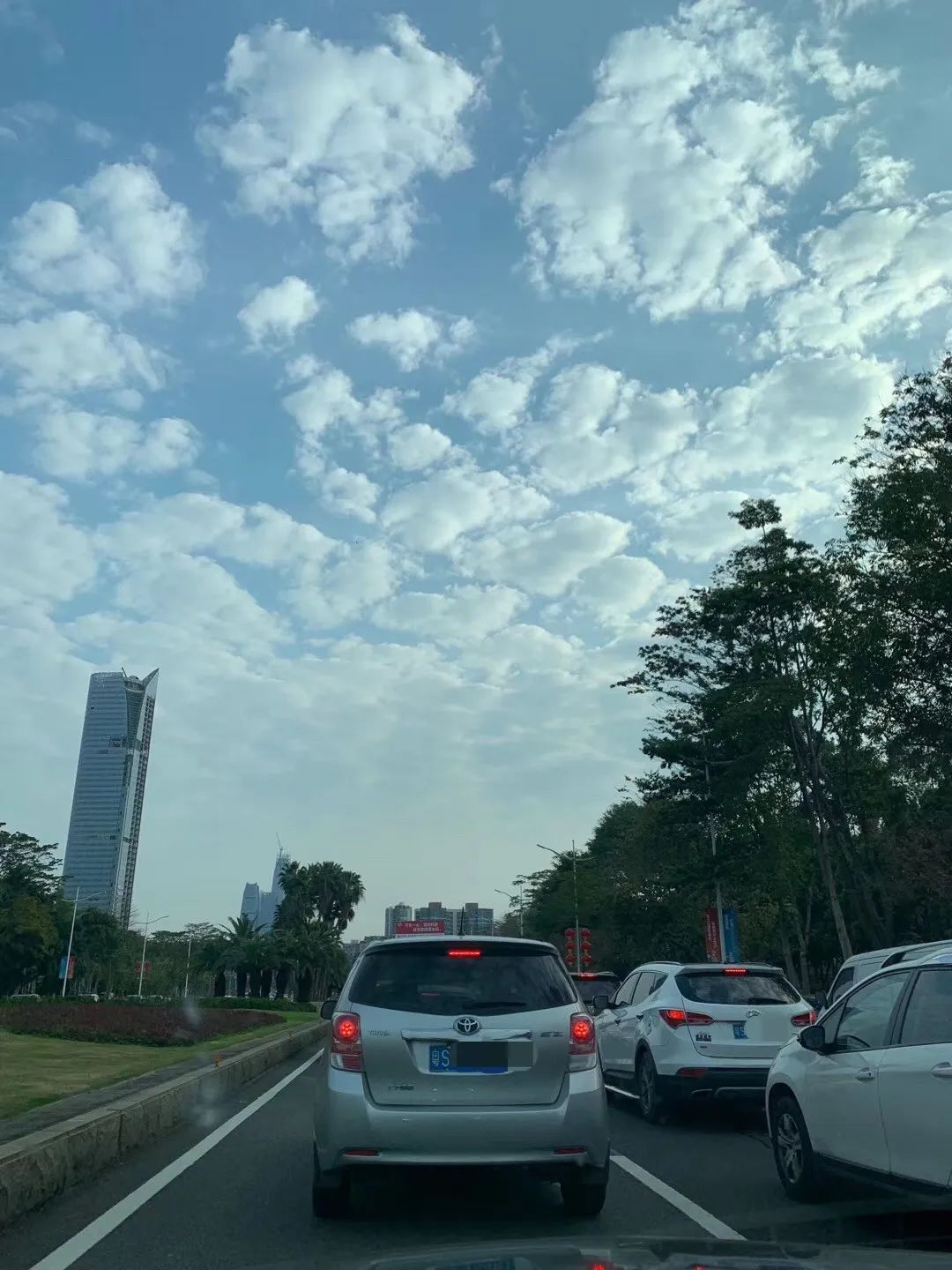 今天，东莞终于又堵车了！