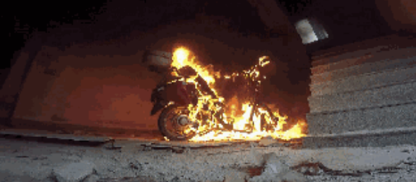 东莞一小区大晚上突发爆炸！家里有这个东西千万要小心...