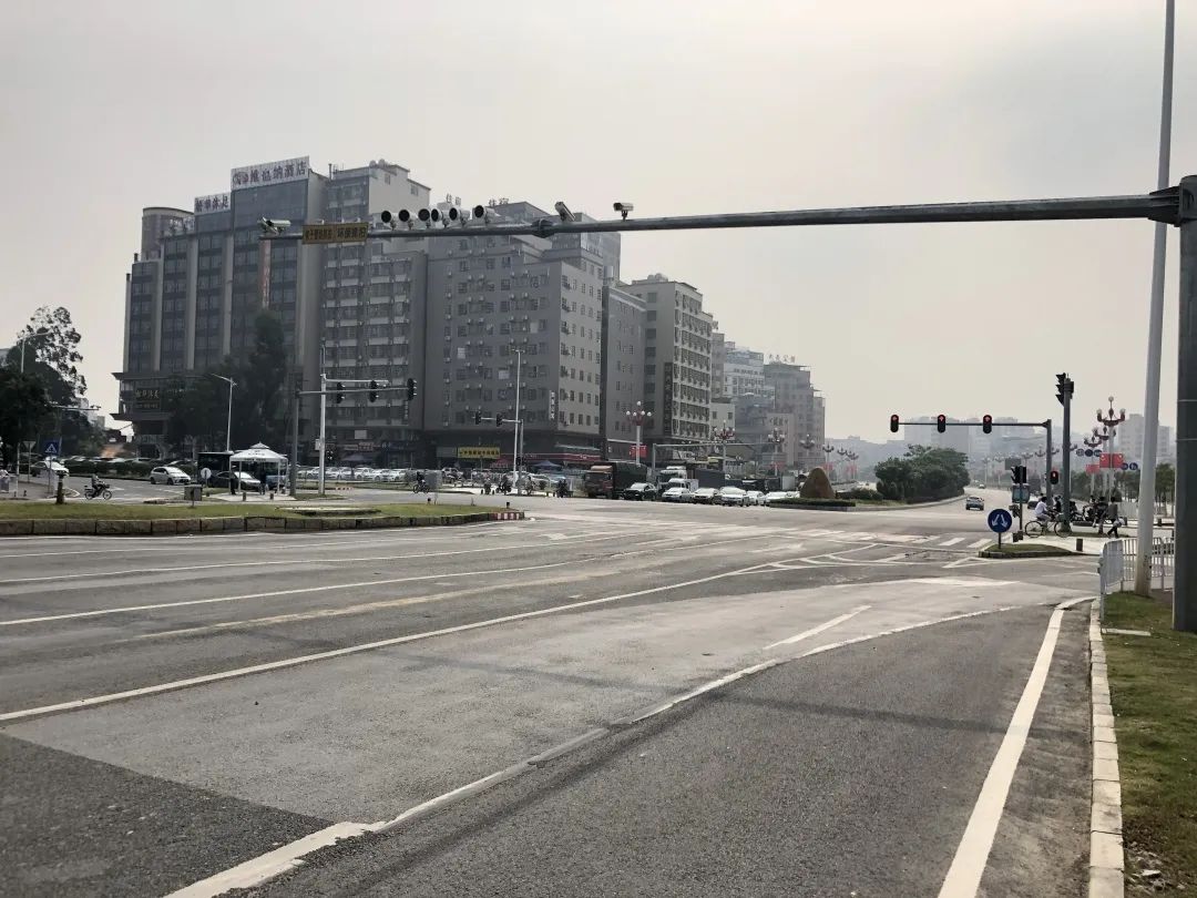 又是这里！粤S小车高速逆行，司机竟没察觉！交警调查发现…
