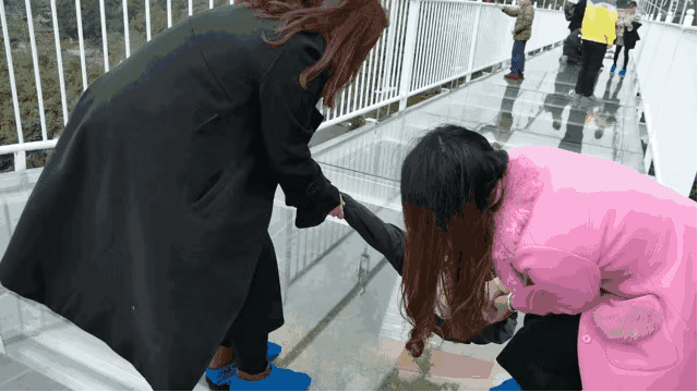步步惊心！广东玻璃桥都在这里，你敢试吗？