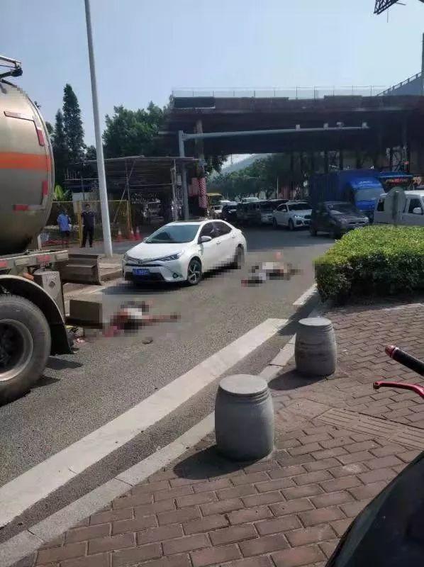 东莞发生惨烈车祸！3名路人当场身亡，这一幕让人......