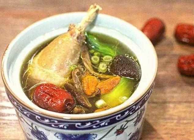 除了吃饭前涮碗，东莞人原来还有这些“奇葩习惯”……