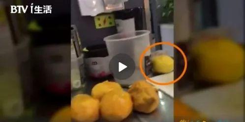 看吐了！臭香蕉、烂芒果…知名奶茶店被曝“肮脏”！店员：白给都不喝