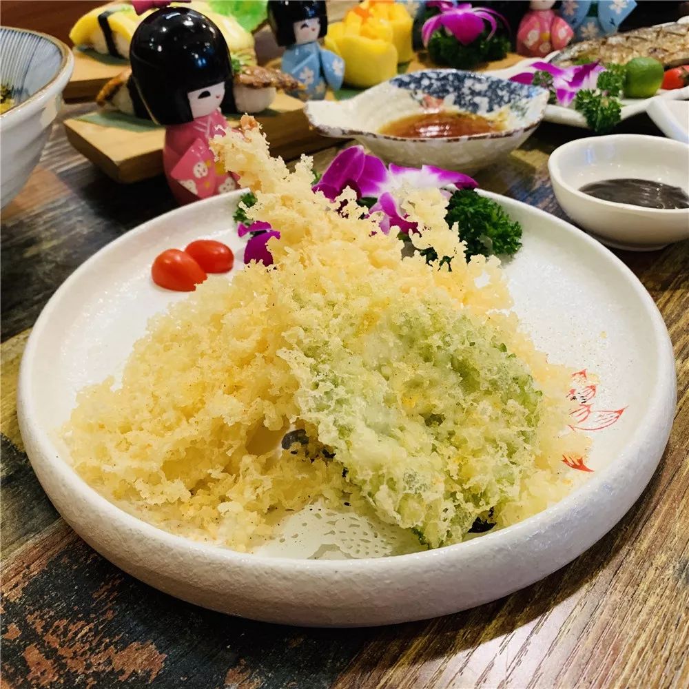 味蕾控必打卡！118元抢居田屋日料2-3人餐：三文鱼+塔塔立鱼+炙烧寿司拼盘+和风牛肉+回转寿司+烧汁肥牛拉面+什锦天妇罗···