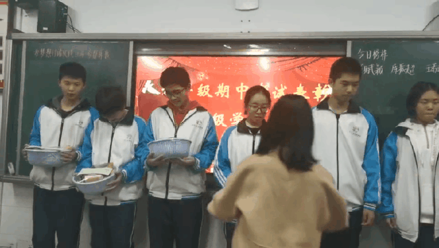 东莞这家学校要火了！期末竟然给学生奖猪肉！太“壕”了！