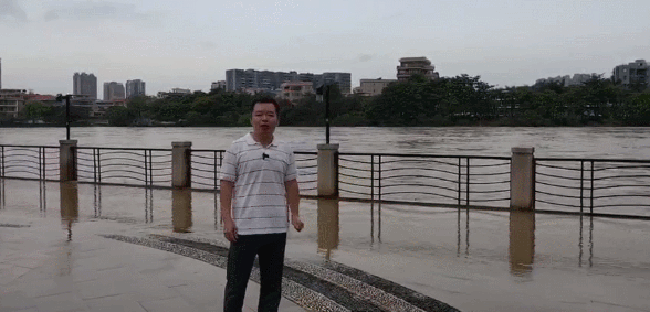 紧急预警！今晚有洪水！多地已经被淹！东莞人挺住！麻烦转给更多的人知道！