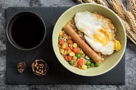 泡面不是垃圾食品，也不致癌！它最大的缺点其实是…