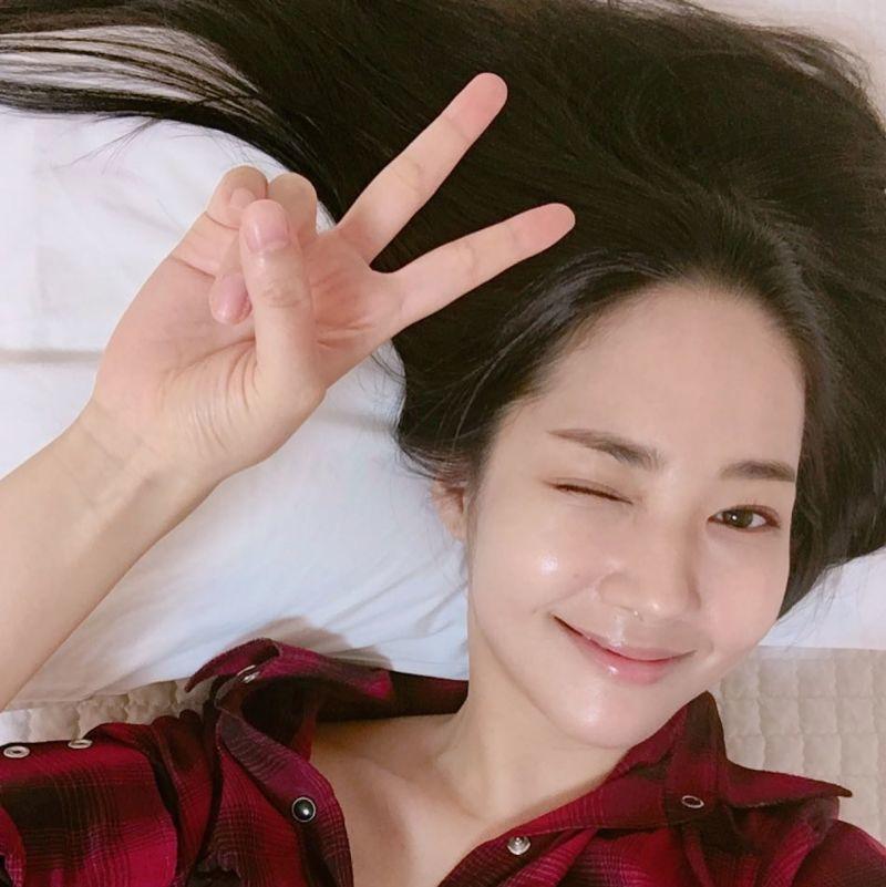 女星“私生活”曝光：出道13年，吻遍娱乐圈男神，33岁的她究竟有什么“斩男”秘诀？