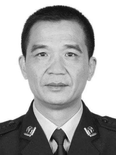 哀悼！东莞一民警在追逃途中因公牺牲！
