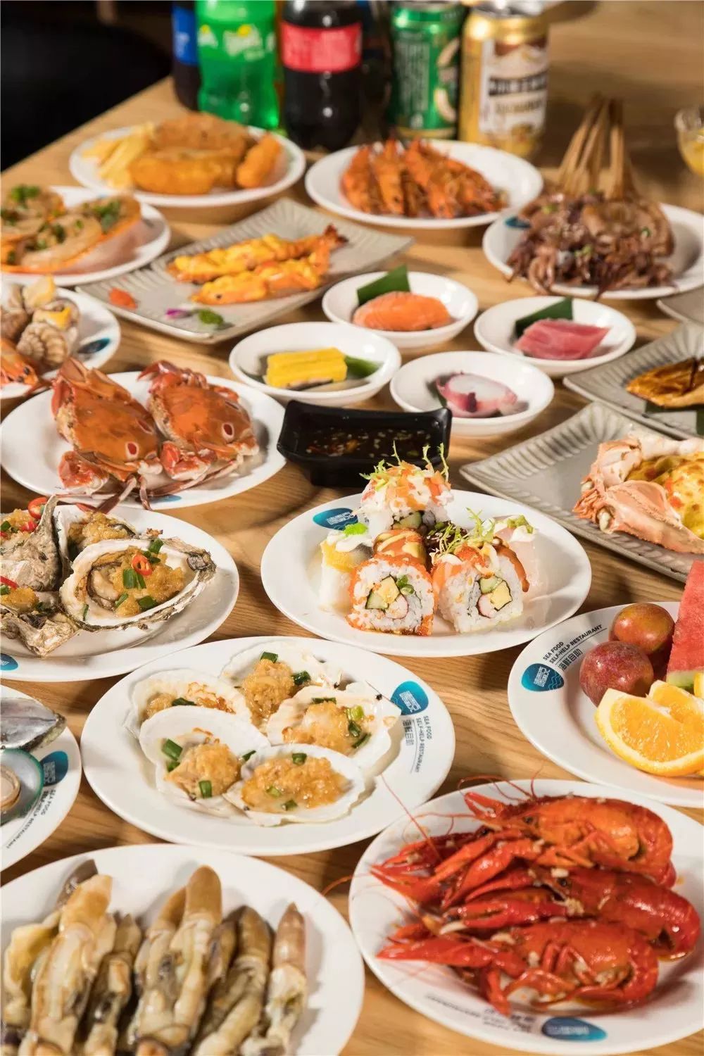 9蚊食到爽！东莞这家海鲜自助餐放大招！上百种美食无限量任你吃！"