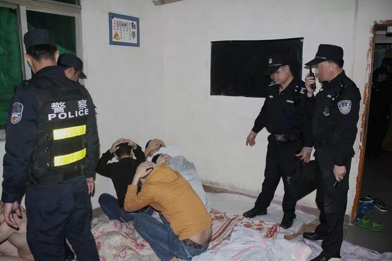 现场视频曝光！广东20多名“富婆”被抓，她们都来自这些组织！