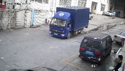 痛心！东莞男童空地上被货车碾压，视频曝光……