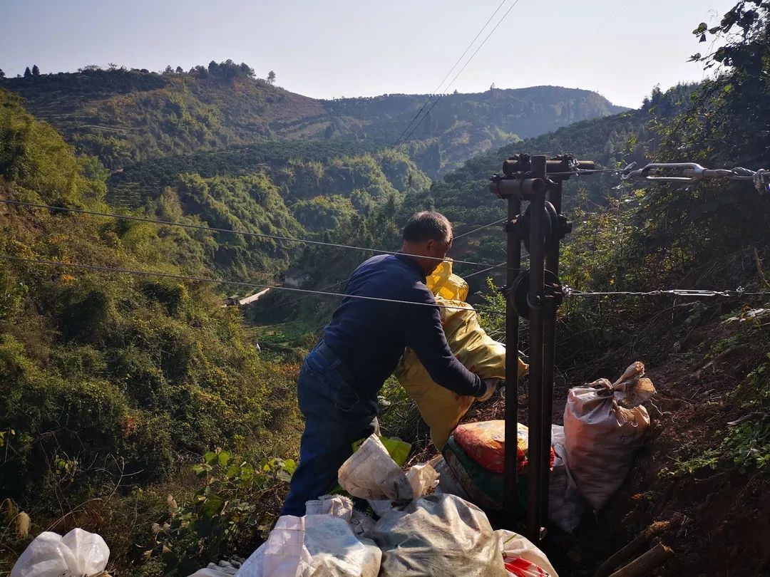 助力麻阳冰糖橙走出大山，留守老人一生良心种植，5斤仅19.9元，甜润爽口，生态健康！