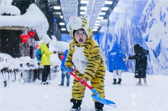 超值！3.98元一次东莞『哈尔滨冰雪大世界』门票，还赠送宝宝艺术照一套~