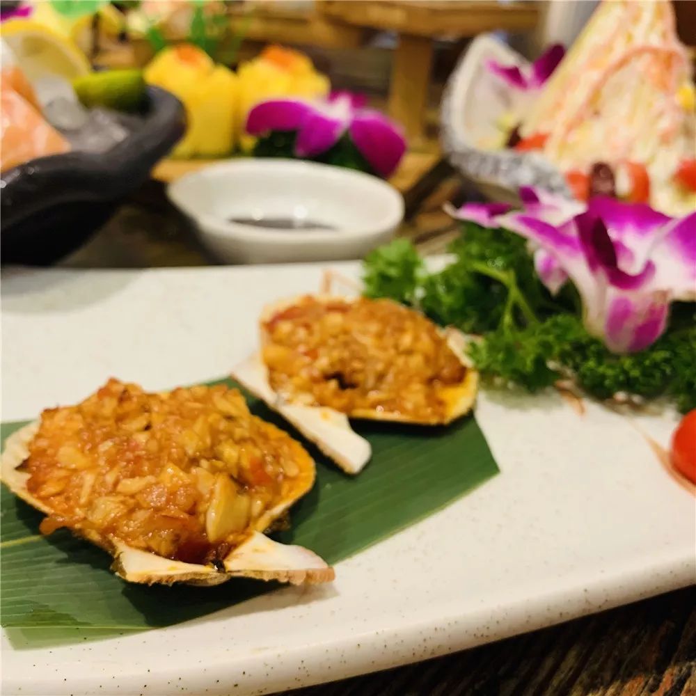 味蕾控必打卡！118元抢居田屋日料2-3人餐：三文鱼+塔塔立鱼+炙烧寿司拼盘+和风牛肉+回转寿司+烧汁肥牛拉面+什锦天妇罗···