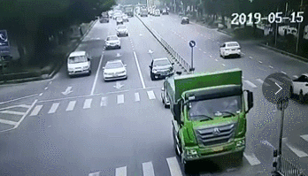 0后女子当场死亡！生命最后10秒，教训极其惨痛！"