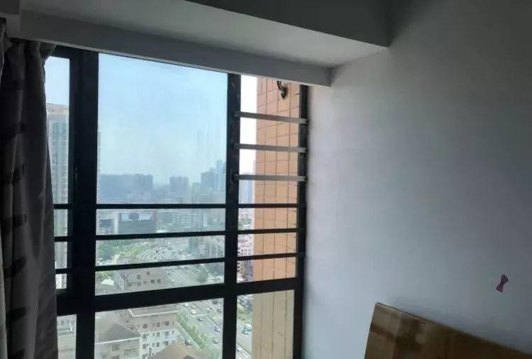 请伸出援手！深圳被高坠窗砸中男童需要帮助！