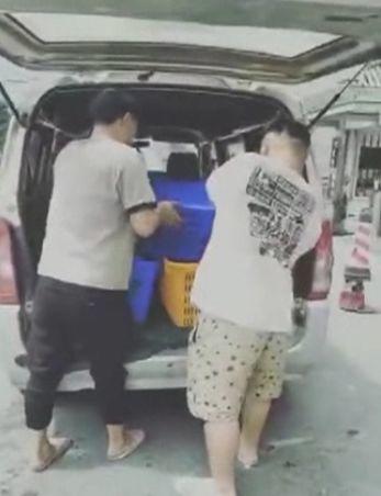 可怕！多只老鼠在肉上啃咬！这家连锁店被曝最恶心一幕，东莞有好多家分店！