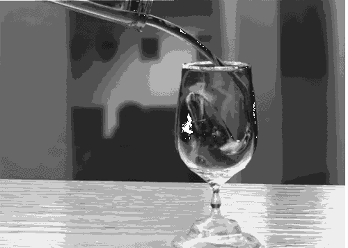和酒量很好的兄弟喝酒，该怎么办？