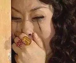 一夜之间，全国所有的家长群都在吐槽这位"戏精妈妈"……
