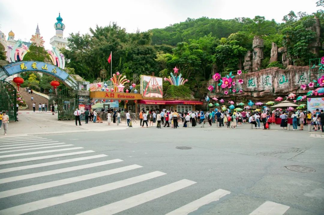 东莞度假圣地曝光！空中走廊、童话世界、浪漫教堂…假期一定用得到！