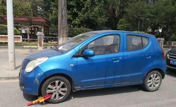 东莞有谁认识这部粤S跑车！告诉他，他要火了！