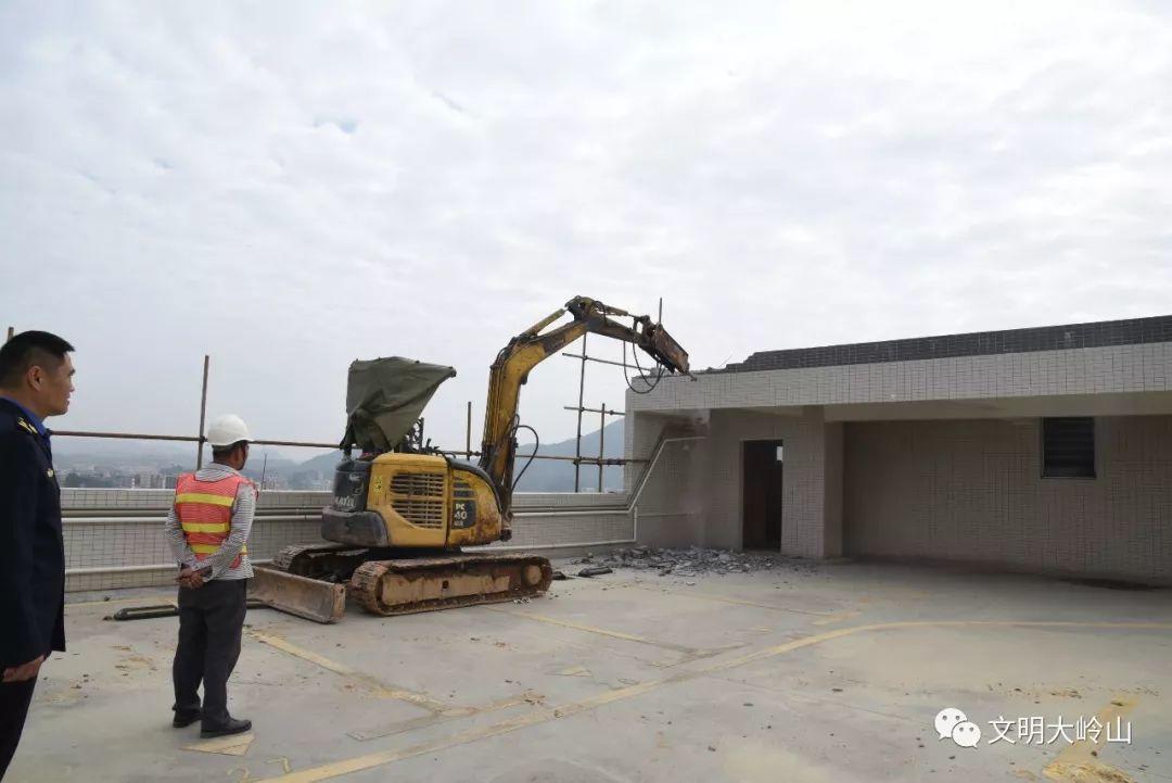 东莞1栋2万㎡建筑被拆除！现场视频曝光！