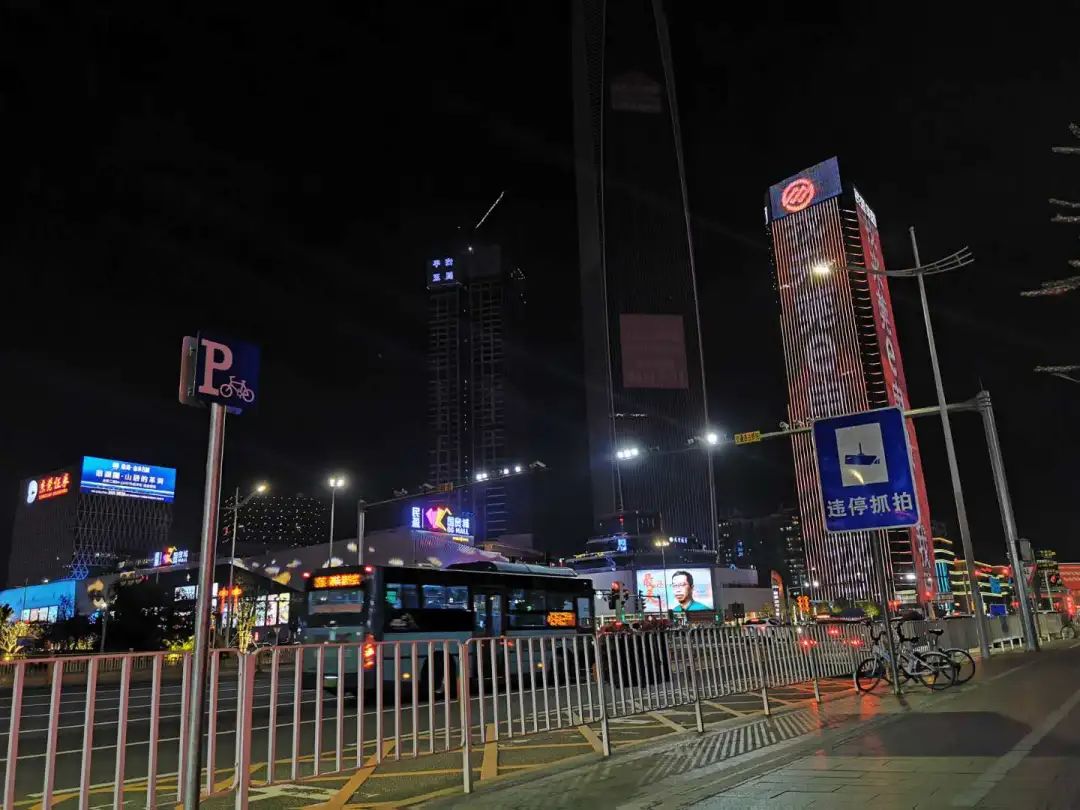 昨夜，东莞全城亮灯！终于看到你最真实的模样