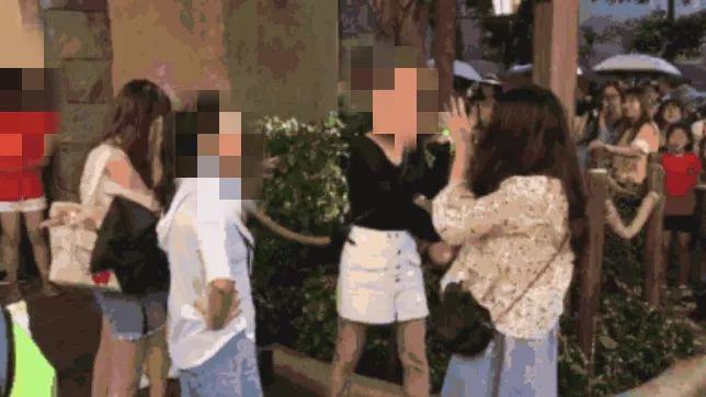 “妈妈，他凭什么骂我没教养？”广东5岁女孩偷拍照刷屏，无数父母被惊醒！