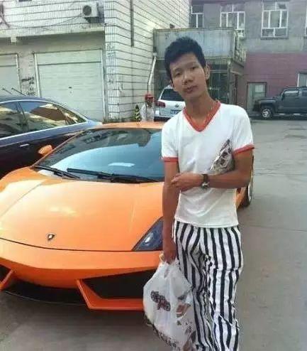 广东土豪阿伯刷爆朋友圈！一口气买了6部宝马7系？网曝真相系…