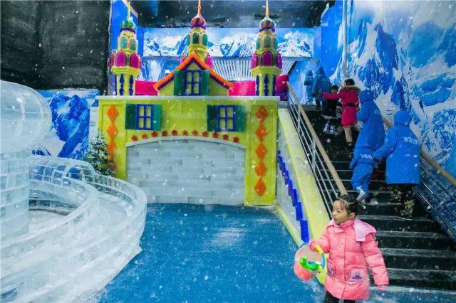 超值！49.9元抢东莞·哈尔滨冰雪大世界双人票，零下8度飘雪体验，N多冰雕拍拍拍~东莞zui好玩冰雪乐园