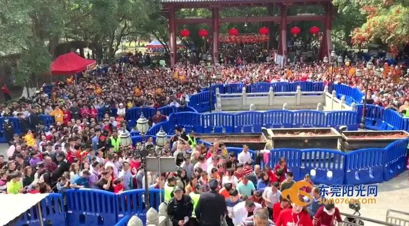 空城东莞？这个地方都是人人人从从从，堪比“春运”