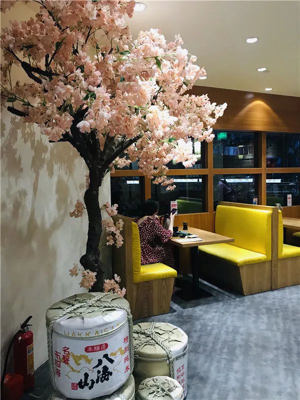 超值！118元抢日本料理豪华三人餐15道菜！满足你256G的胃！