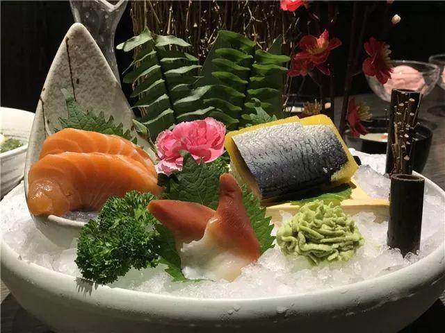 吃货福利！128元抢松阪日料足足16道菜~吃到扶墙走！